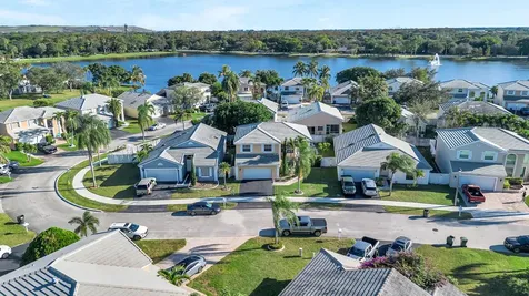 5216 NW 55th Street Coconut Creek FL 33073