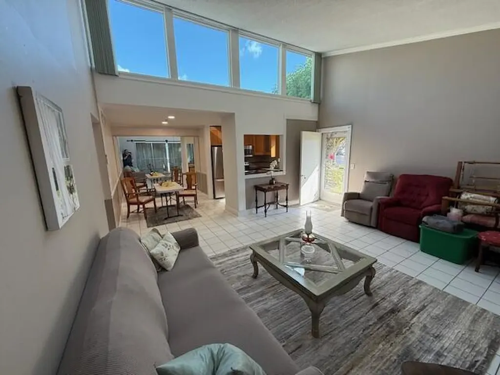2528 Boundbrook Drive S Palm Springs FL 33406