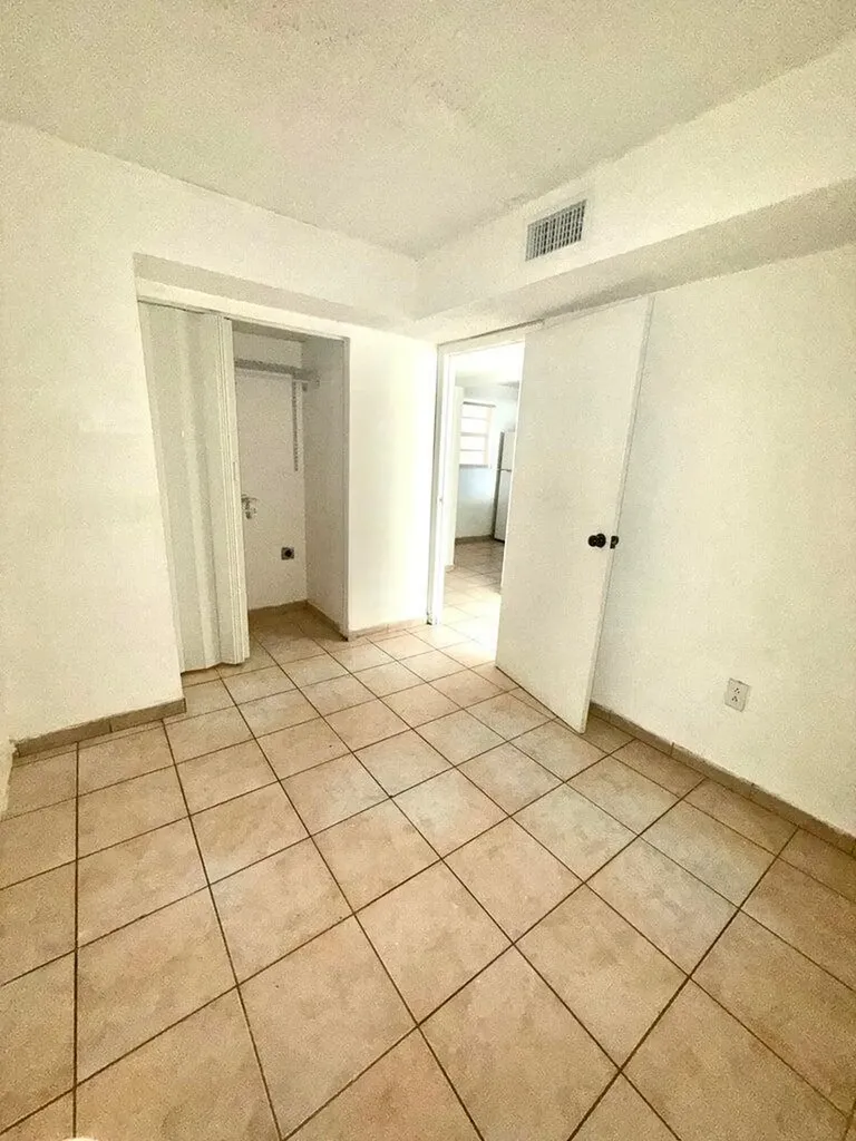 7601 Byron Avenue Miami Beach FL 33141