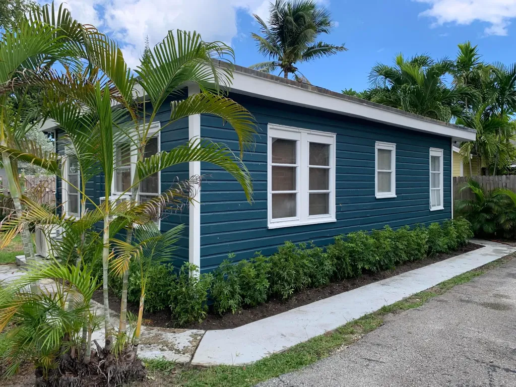 211 N Ocean Breeze Lake Worth Beach FL 33460