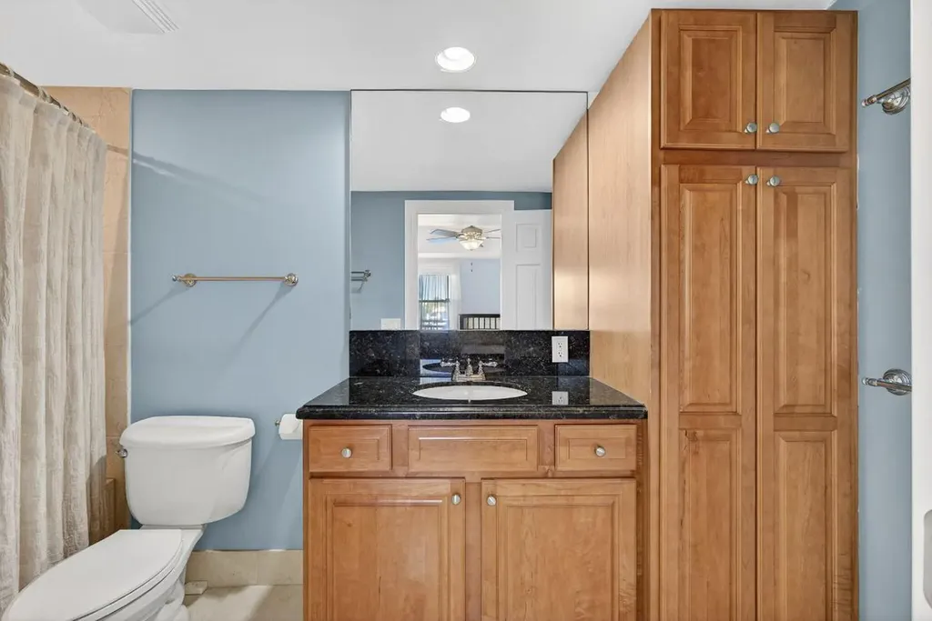 129 S Golfview Road Lake Worth Beach FL 33460