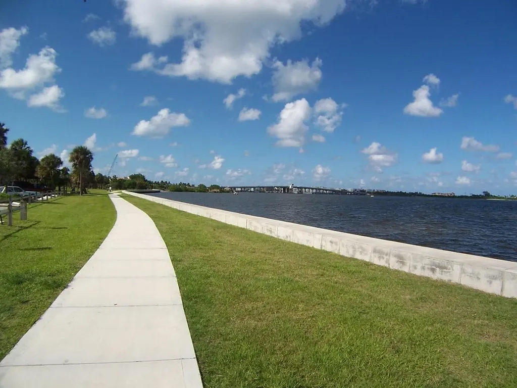 129 S Golfview Road Lake Worth Beach FL 33460