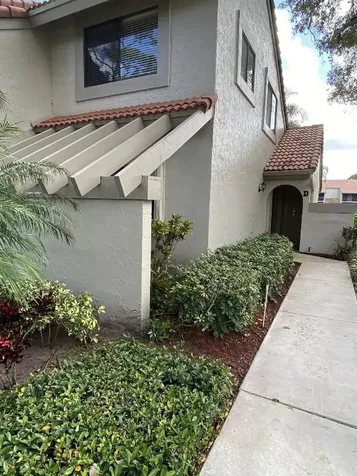 5621 Coach House Circle Boca Raton FL 33486