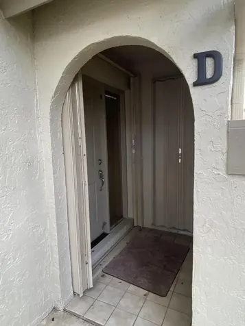 5621 Coach House Circle Boca Raton FL 33486