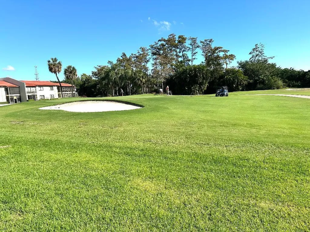 8305 Casa Del Lago Boca Raton FL 33433