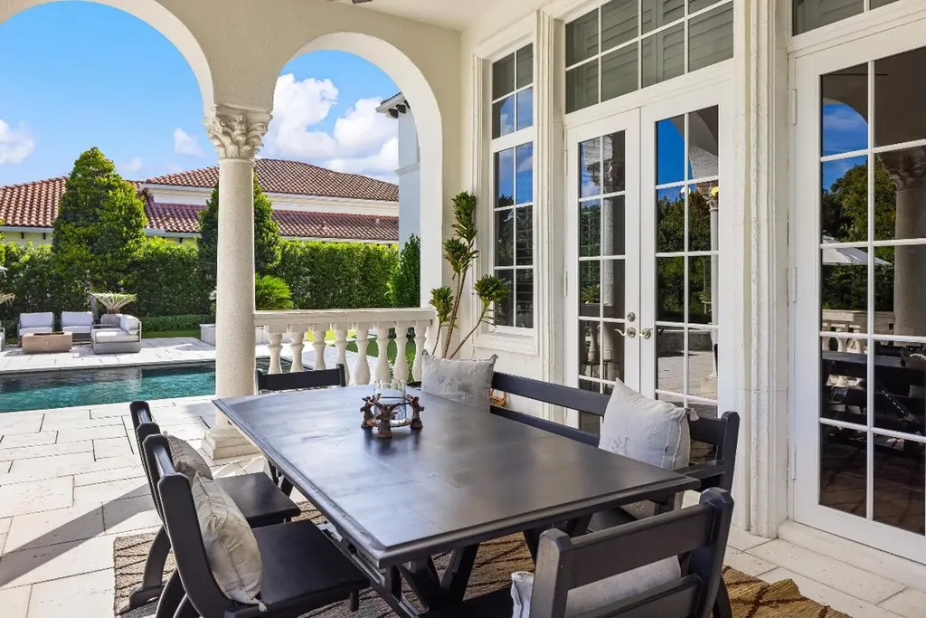 853 Harbour Isle Place North Palm Beach FL 33410