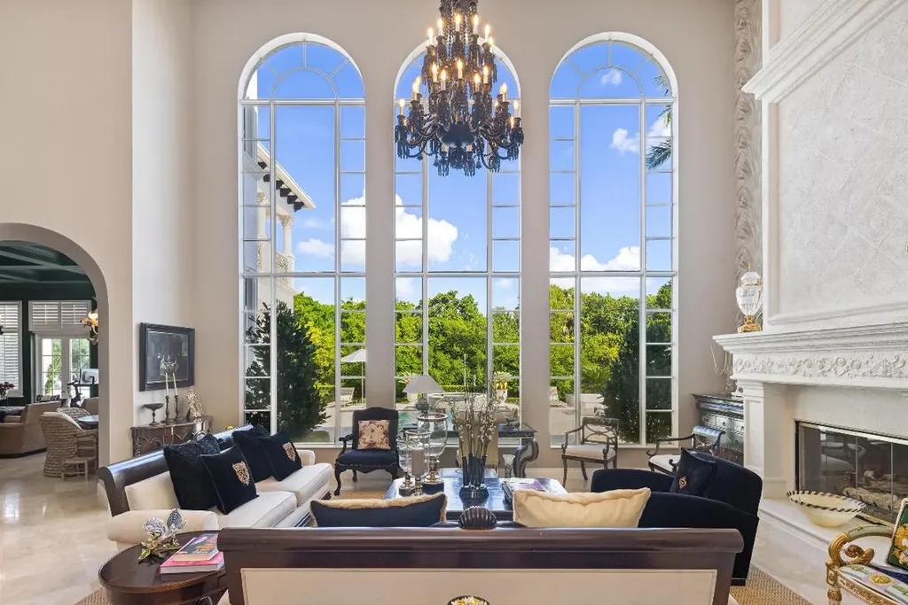853 Harbour Isle Place North Palm Beach FL 33410