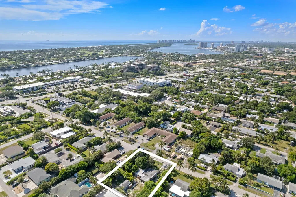 1831 Juno Road North Palm Beach FL 33408
