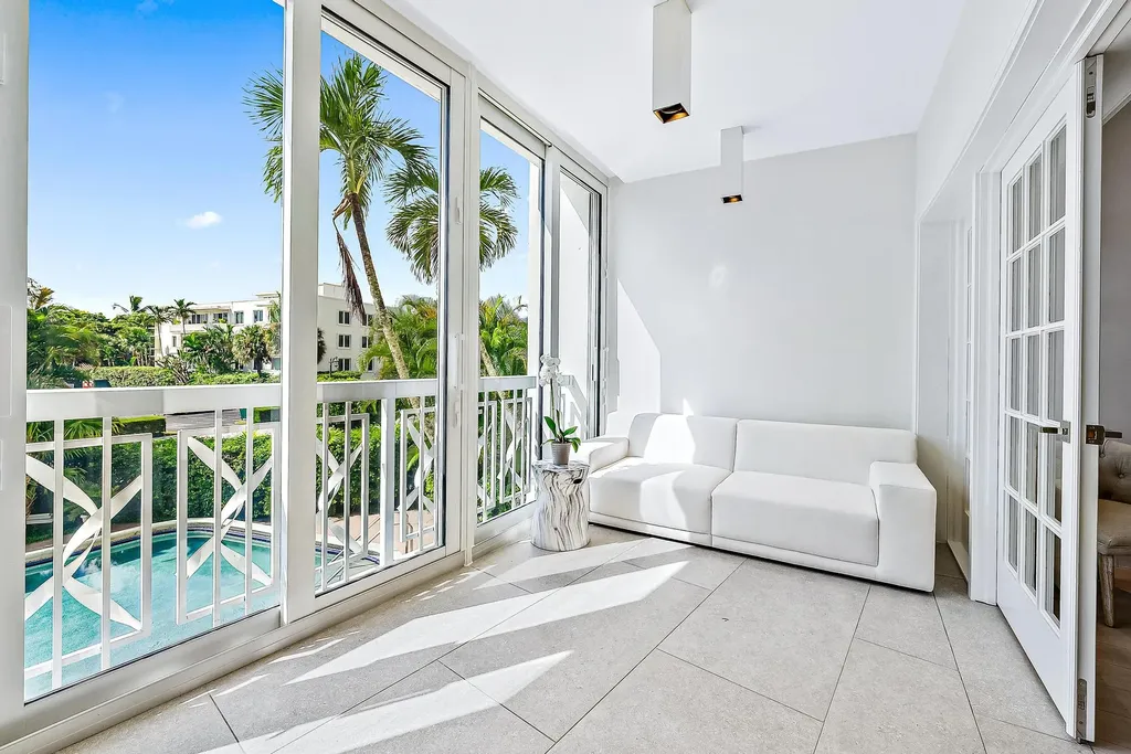 389 S Lake Drive Palm Beach FL 33480