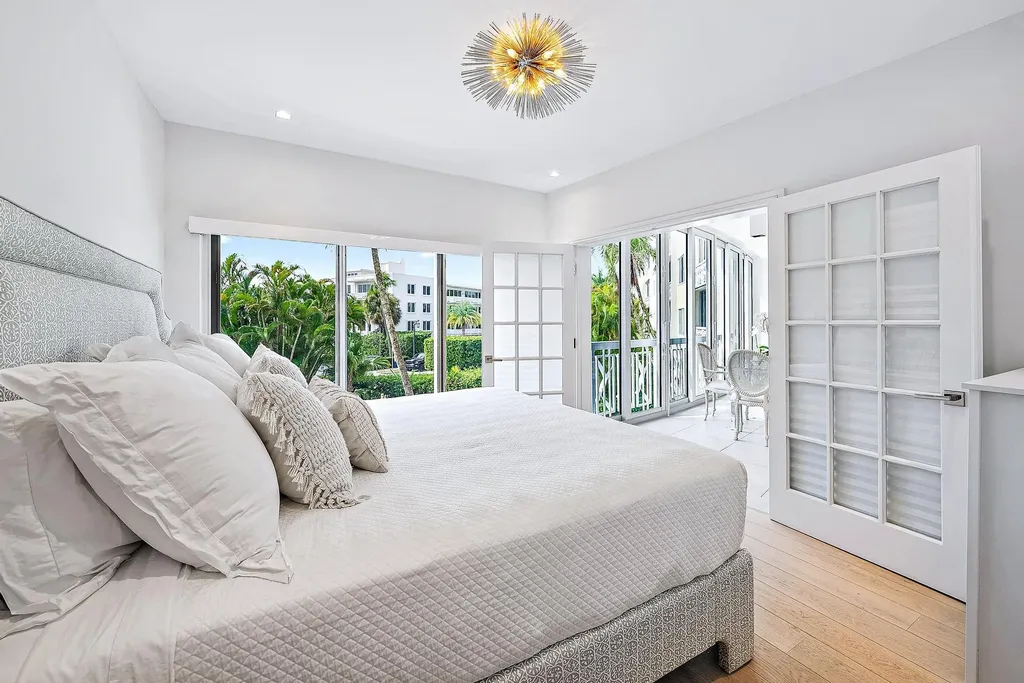 389 S Lake Drive Palm Beach FL 33480