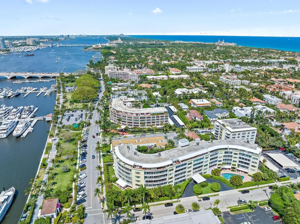 389 S Lake Drive Palm Beach FL 33480