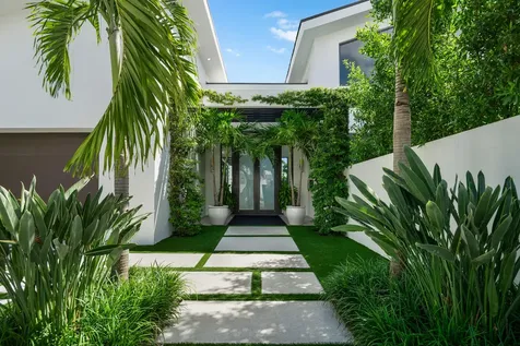 4444 Washington Road West Palm Beach FL 33405