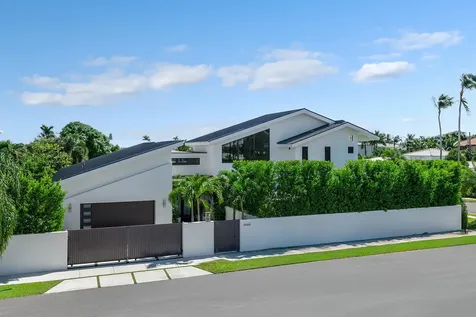 4444 Washington Road West Palm Beach FL 33405