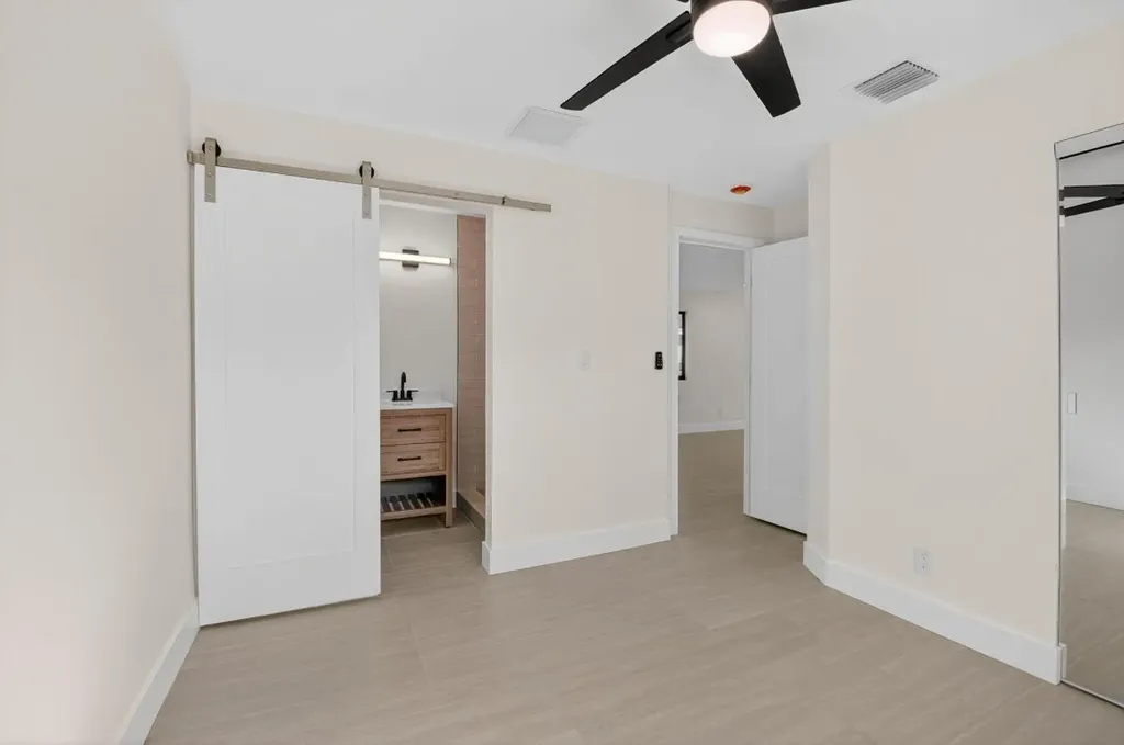122 SW 9th Avenue Delray Beach FL 33444