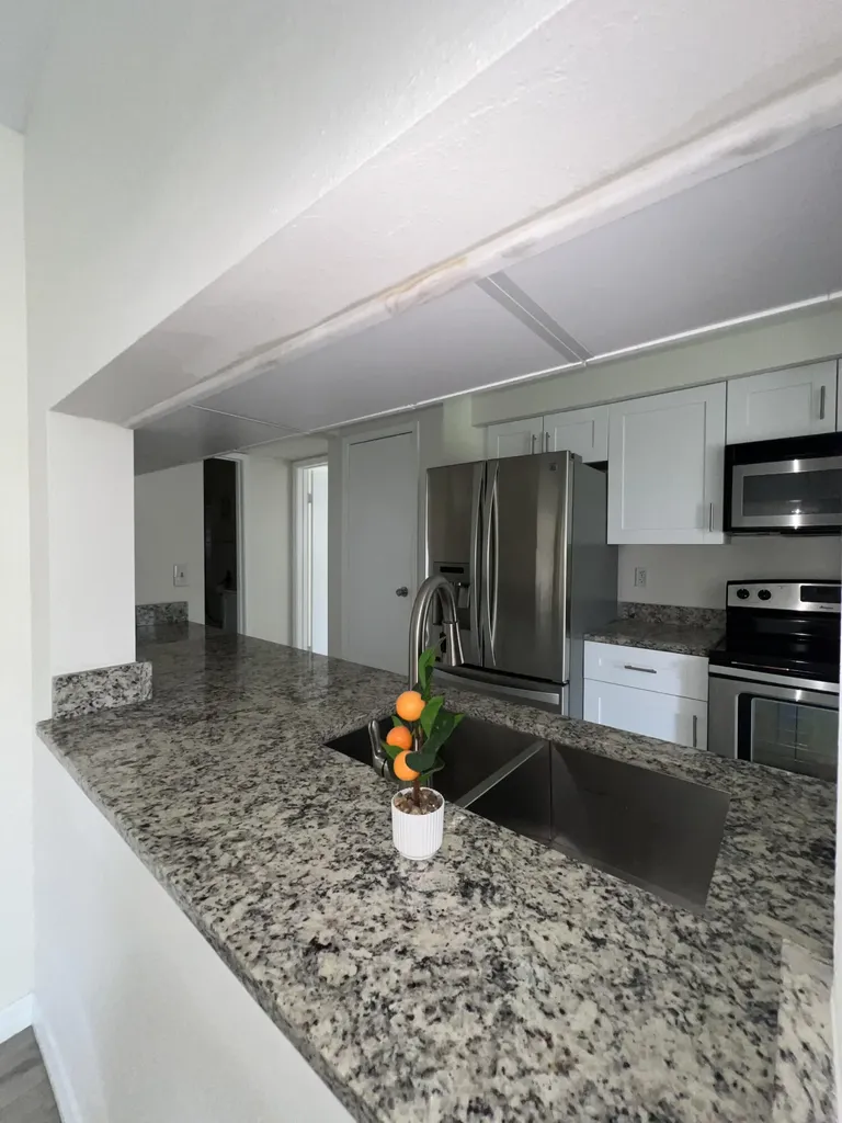 899 Riverside Drive Coral Springs FL 33071
