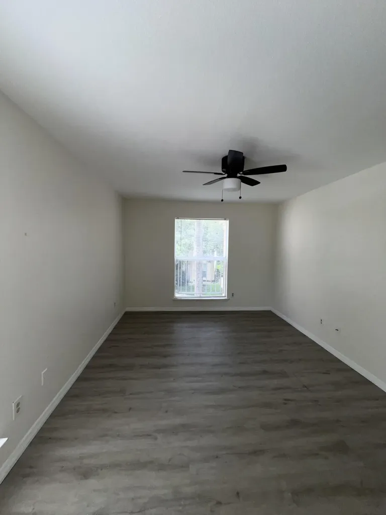 899 Riverside Drive Coral Springs FL 33071