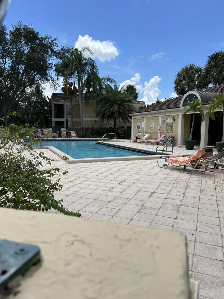 899 Riverside Drive Coral Springs FL 33071