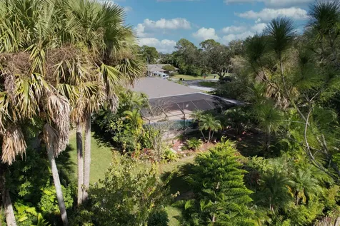 2142 SW Jaguar Avenue Port St Lucie FL 34953