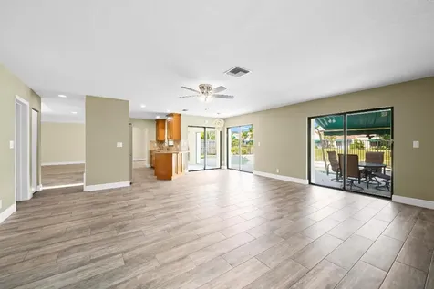 6361 Hollandaire Drive E Boca Raton FL 33433