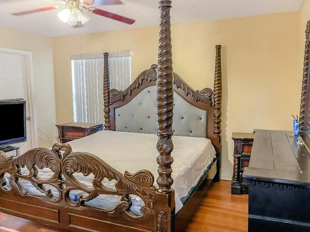 6058 Bania Wood Circle Lake Worth FL 33462