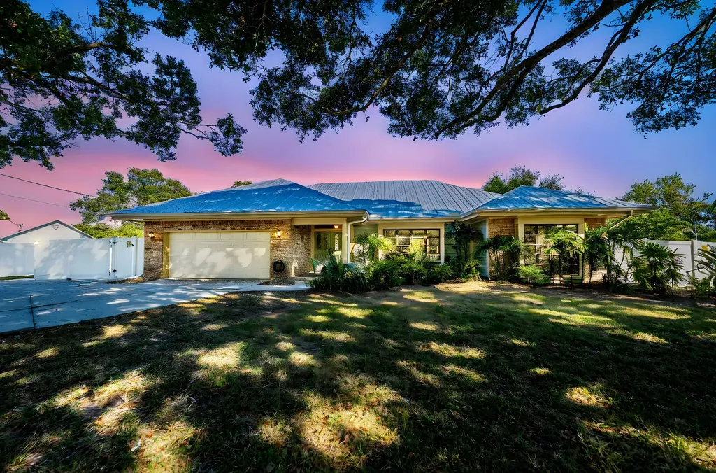 6106 Silver Oak Drive Fort Pierce FL 34982