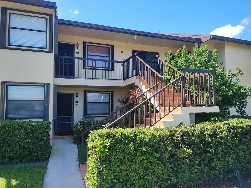 4693 Lucerne Lakes Boulevard Lake Worth FL 33467