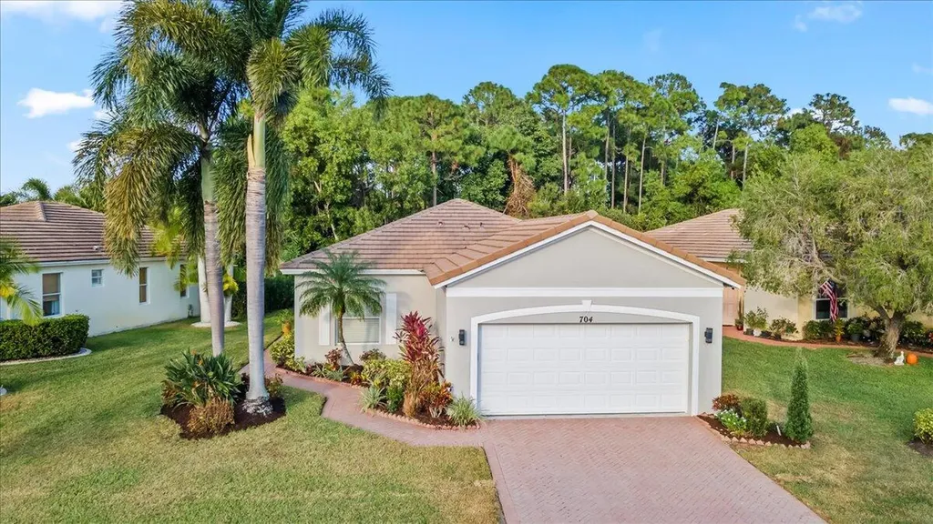 704 SW Rocky Bayou Terrace Port St Lucie FL 34986