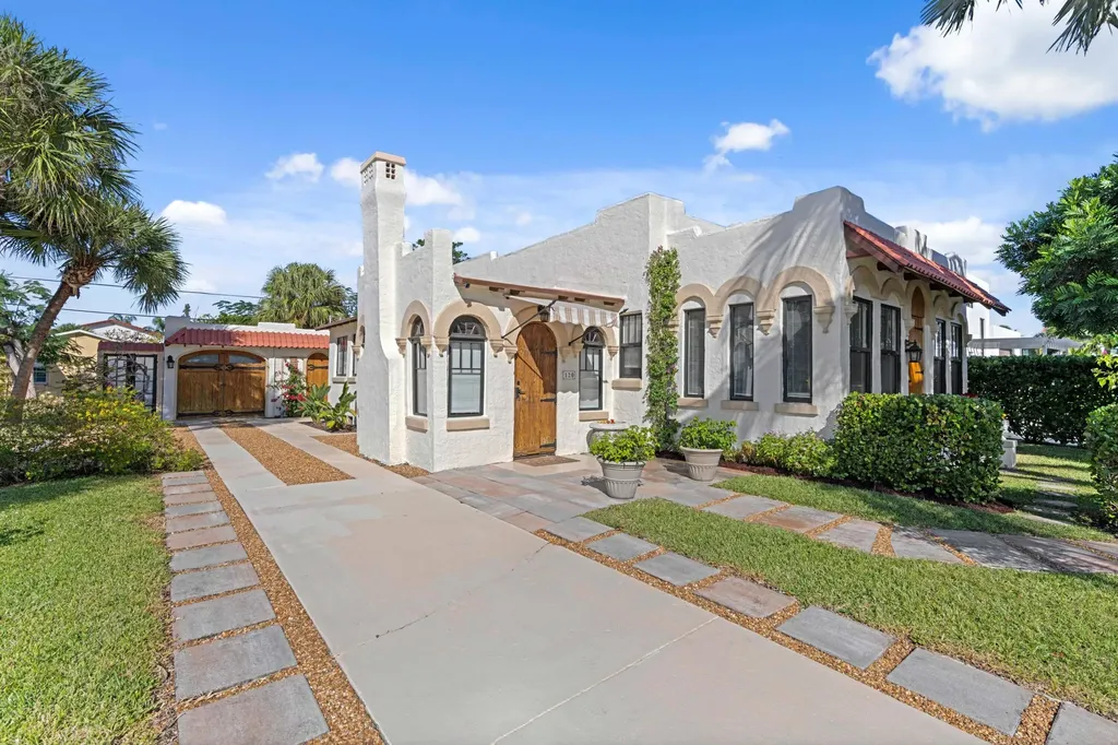 120 18th Avenue N Lake Worth Beach FL 33460