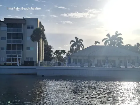 632 Snug Harbor Drive Boynton Beach FL 33435