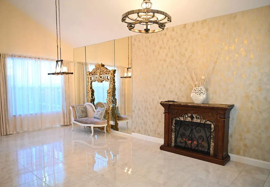 1996 Lake Breeze Court Wellington FL 33414