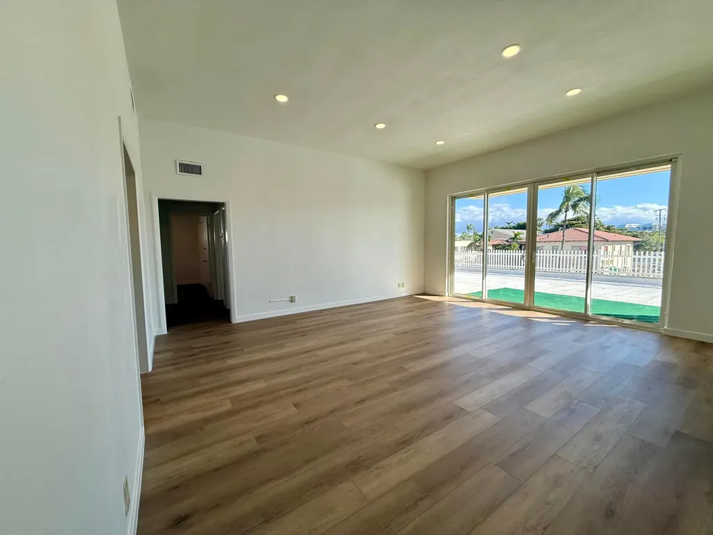 1165 E Atlantic Avenue Delray Beach FL 33483