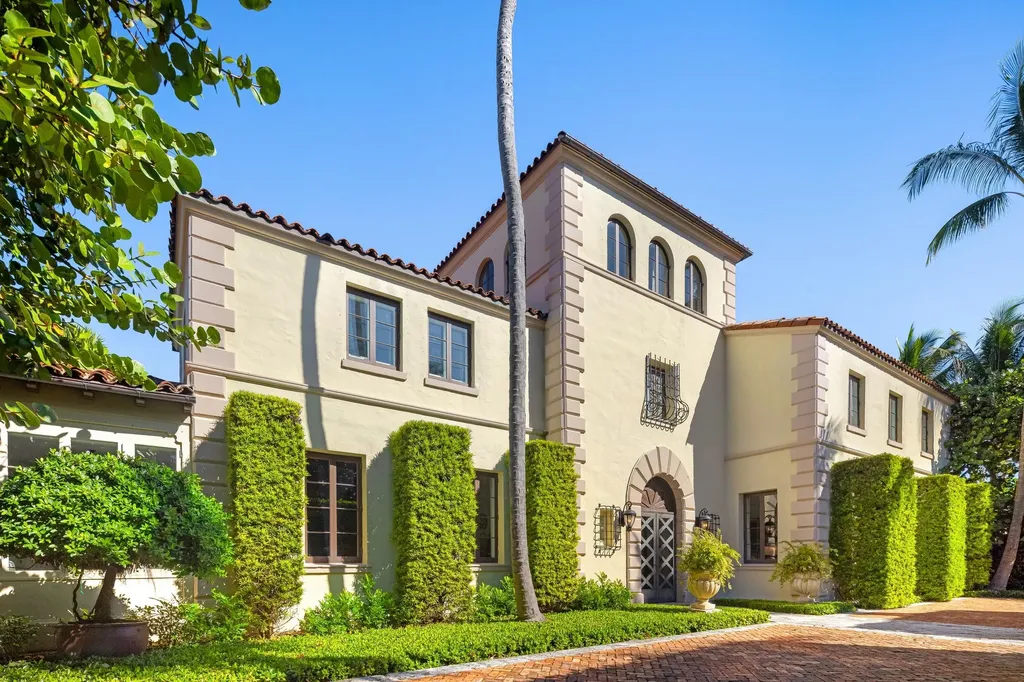 115 Via La Selva Palm Beach FL 33480
