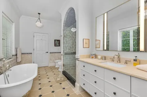 115 Via La Selva Palm Beach FL 33480