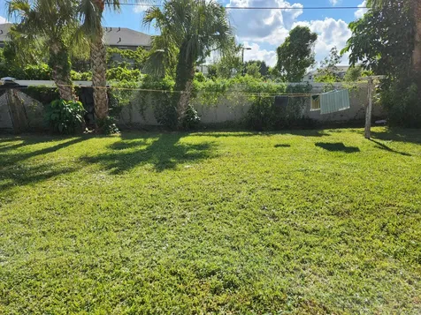 65 W 34th Street Riviera Beach FL 33404
