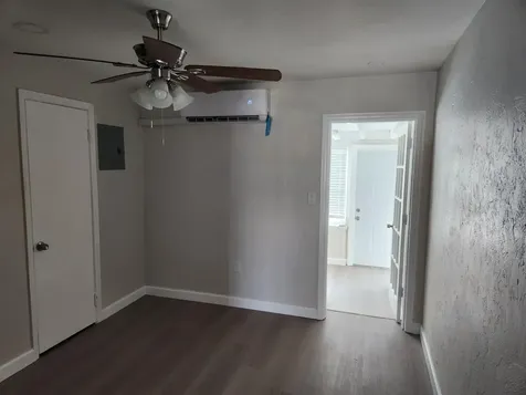 65 W 34th Street Riviera Beach FL 33404