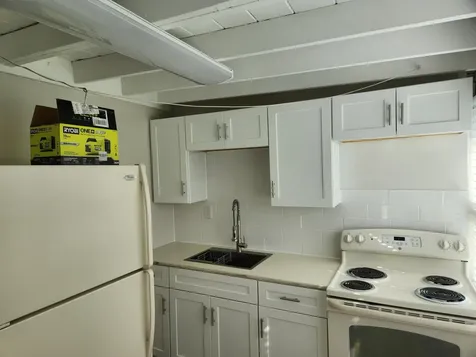65 W 34th Street Riviera Beach FL 33404