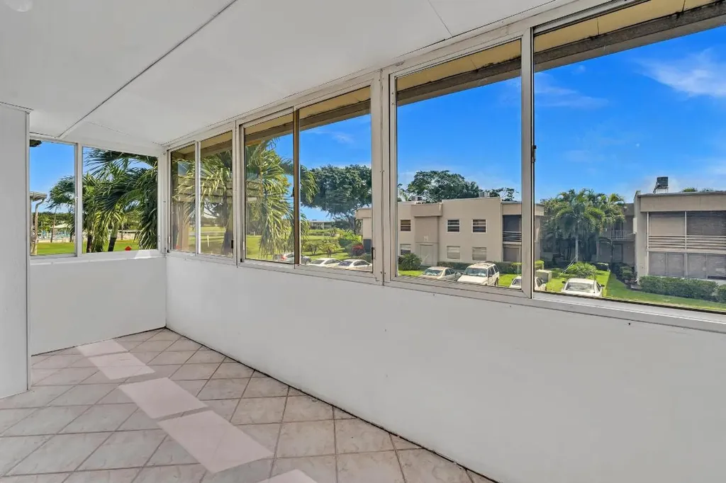 365 Flanders Delray Beach FL 33484