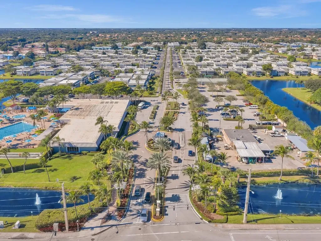 365 Flanders Delray Beach FL 33484