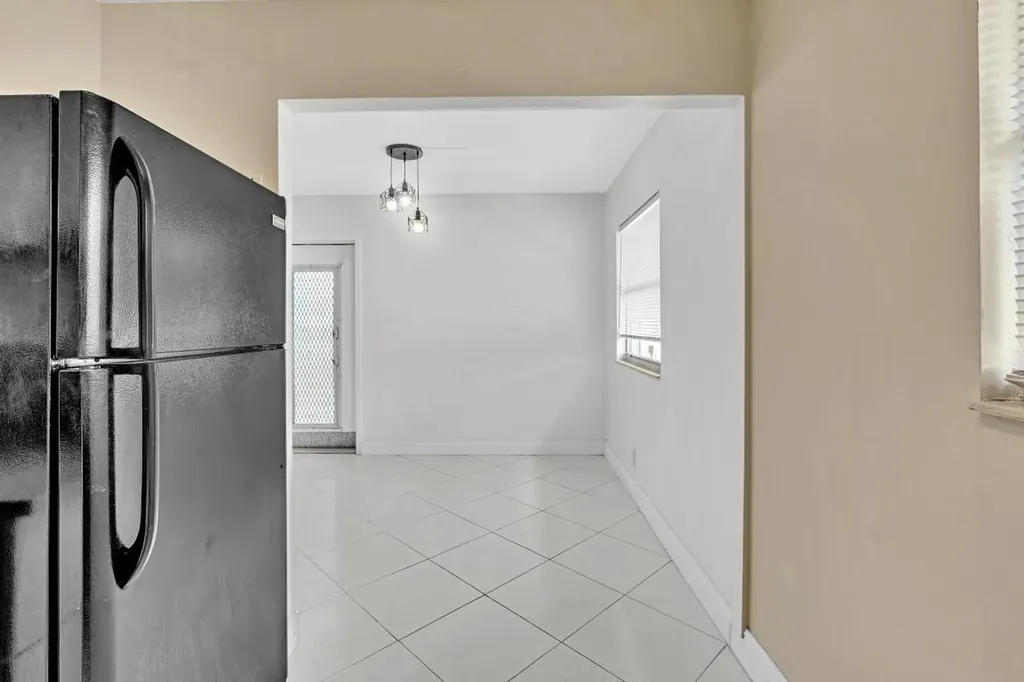 365 Flanders Delray Beach FL 33484