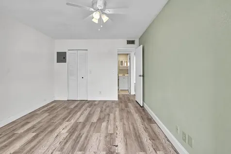 365 Flanders Delray Beach FL 33484
