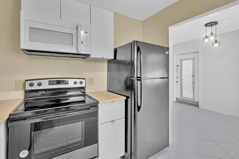 365 Flanders Delray Beach FL 33484