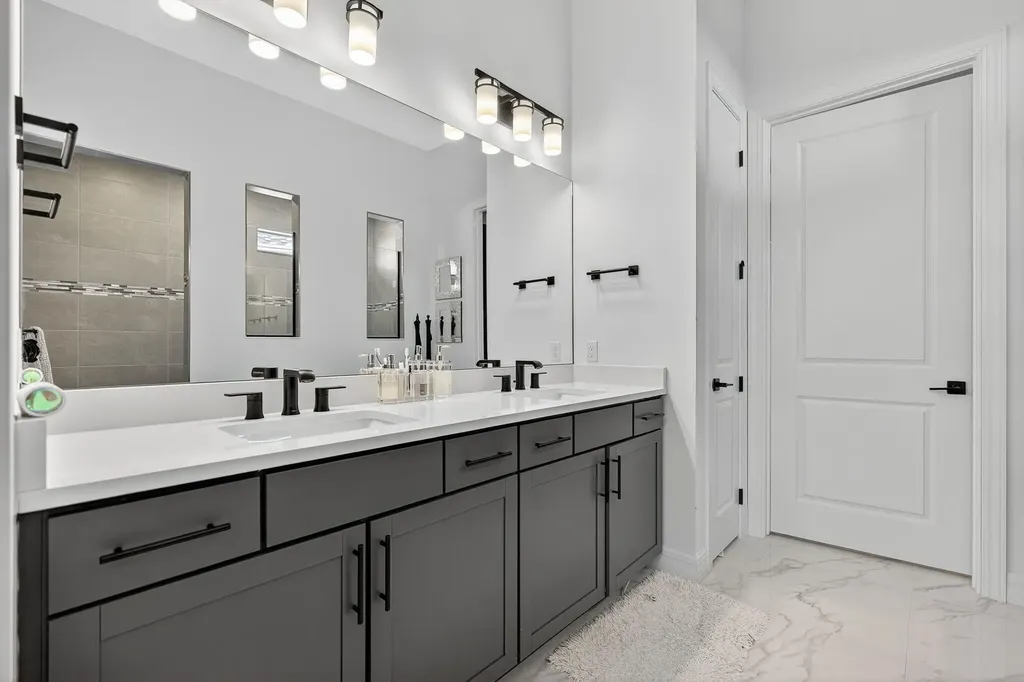 10405 Northbrook Circle Palm Beach Gardens FL 33412