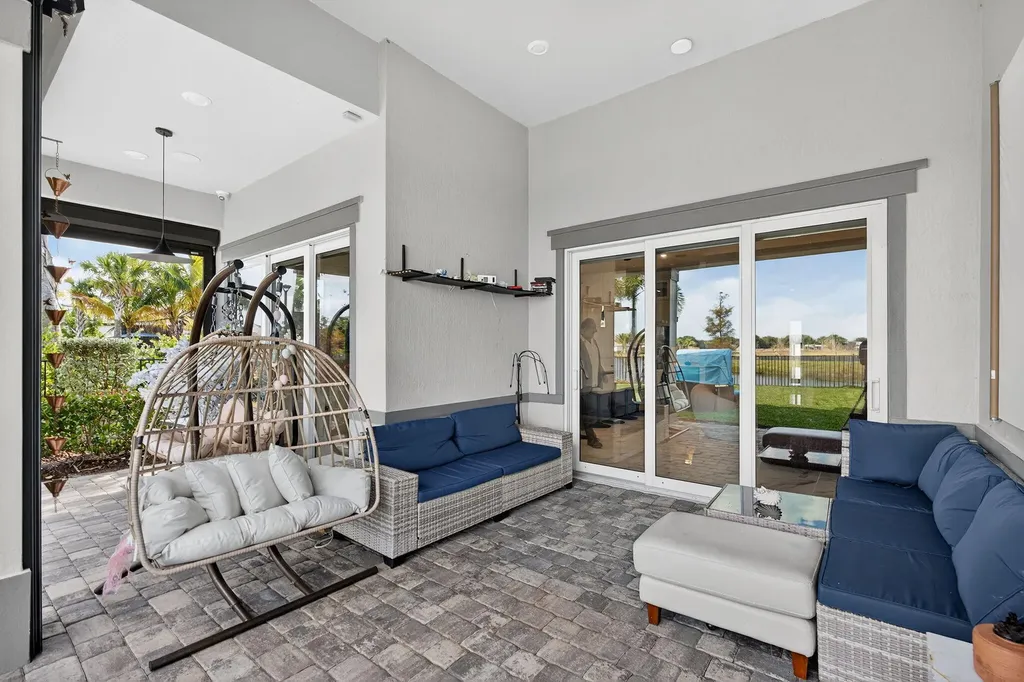 10405 Northbrook Circle Palm Beach Gardens FL 33412