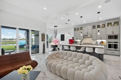10405 Northbrook Circle Palm Beach Gardens FL 33412