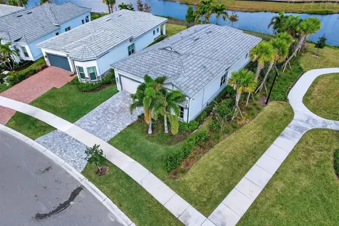 10405 Northbrook Circle Palm Beach Gardens FL 33412