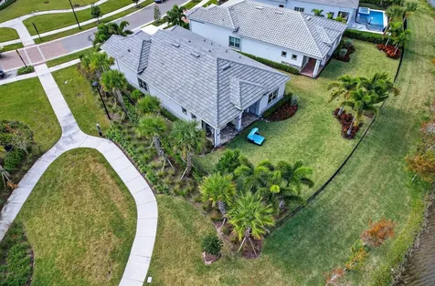 10405 Northbrook Circle Palm Beach Gardens FL 33412