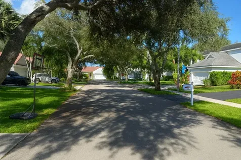 1710 Park Tree Place Delray Beach FL 33445