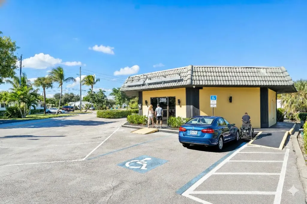 888 E Coast Avenue Lantana FL 33462