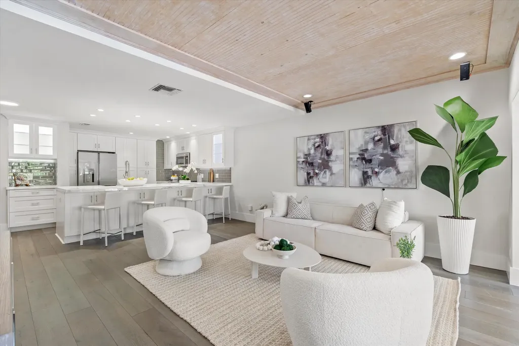 2359 Treasure Isle Drive Palm Beach Gardens FL 33410