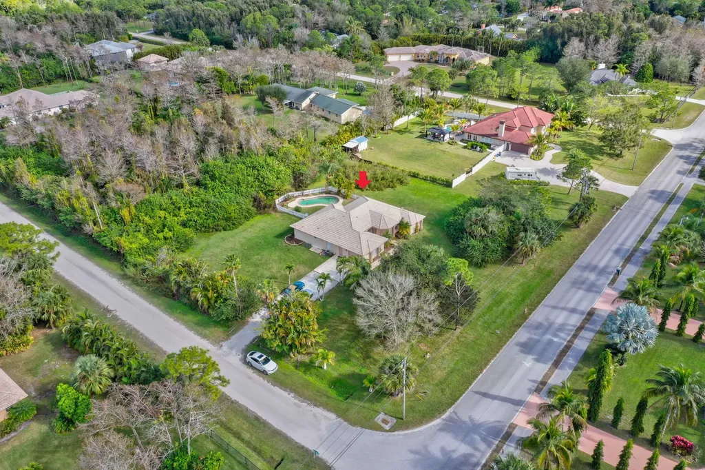 8671 155th Place N Palm Beach Gardens FL 33418